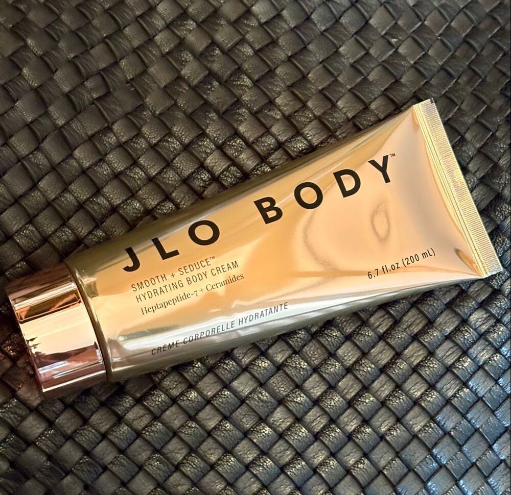 J LO BEAUTY - NWT "Smooth + Seduce" Contouring Body Cream, 6.7 fl oz Whipped